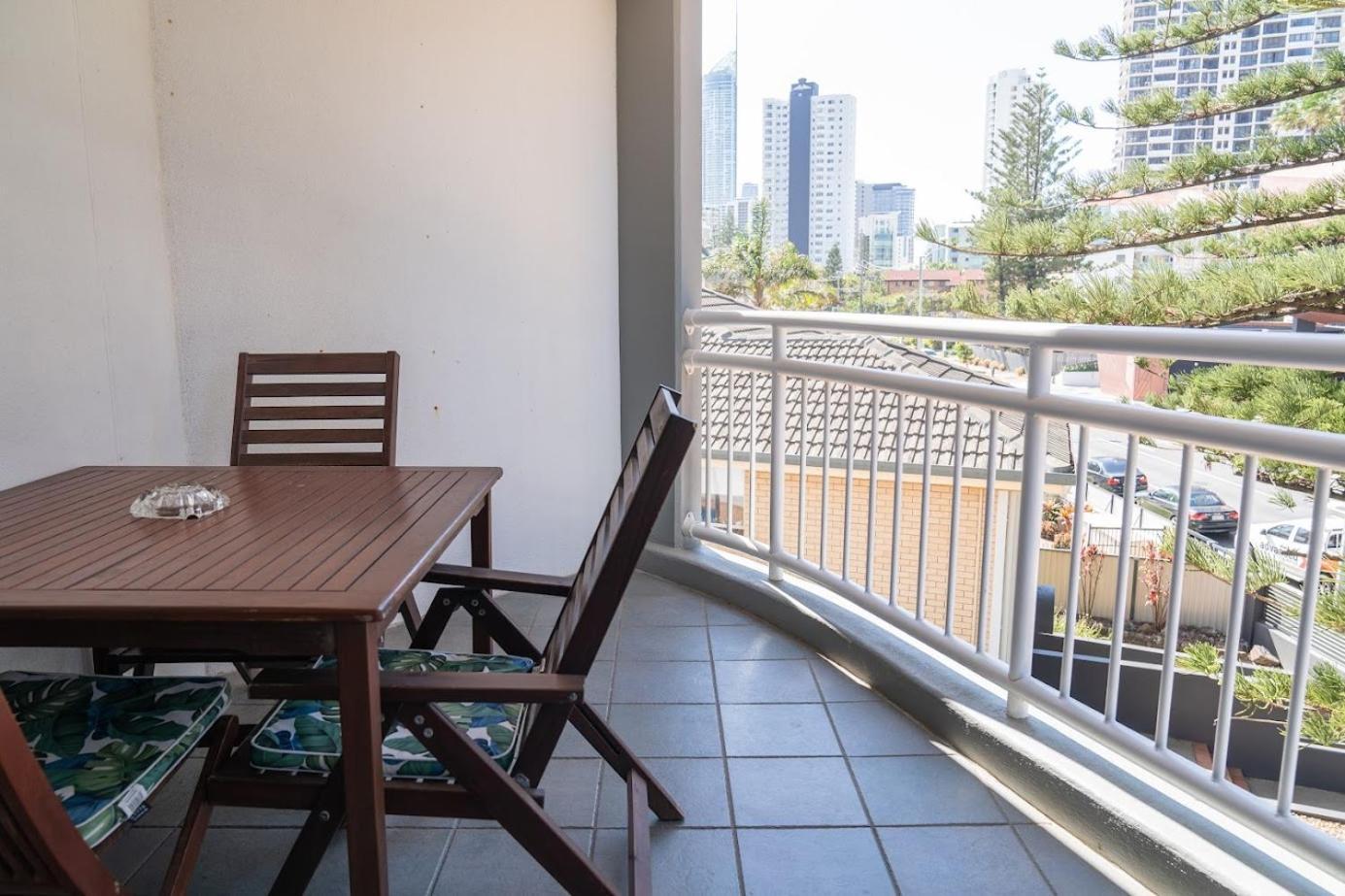 Wharf Boutique Apartments Gold Coast Exterior photo