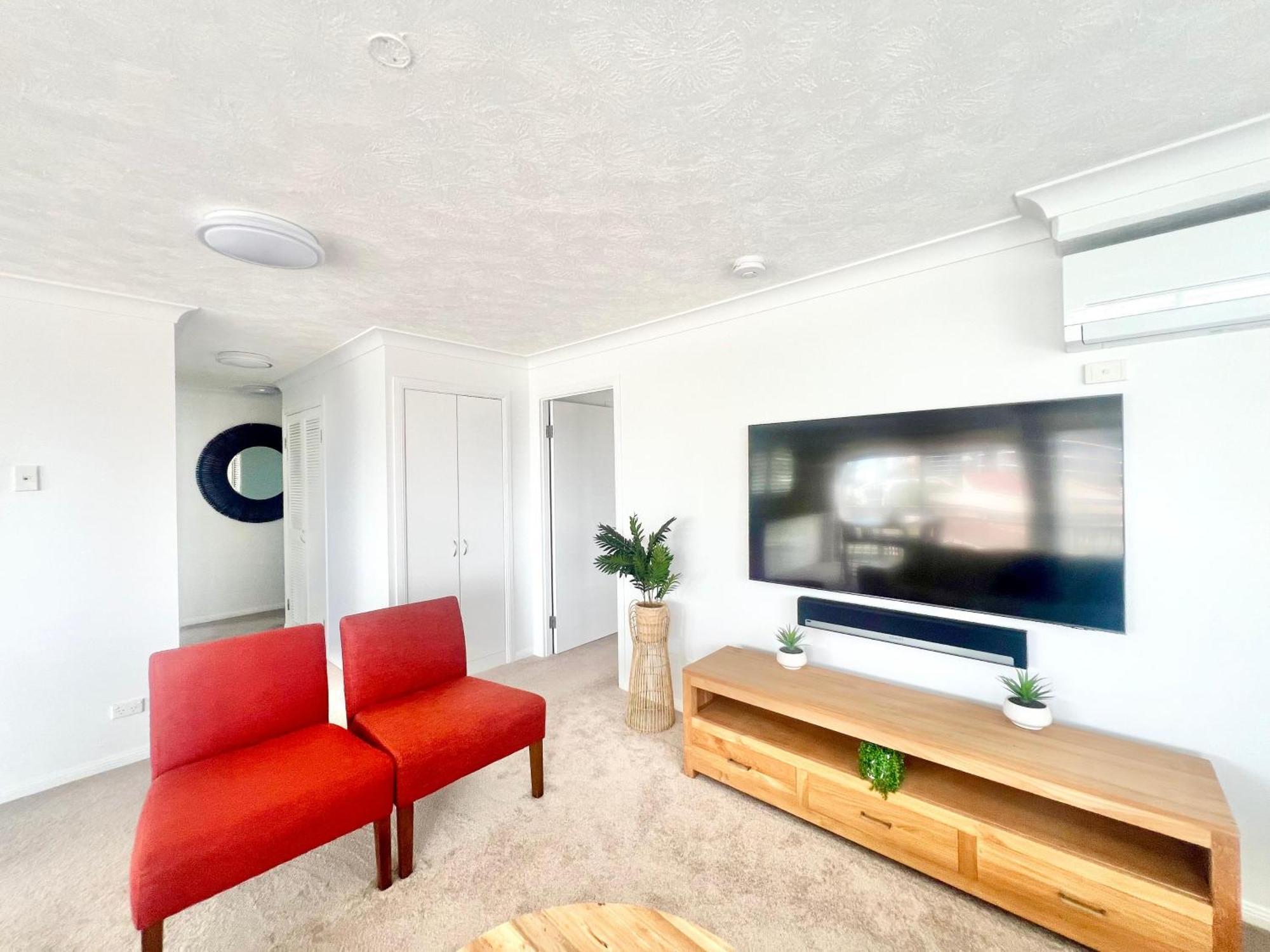 Wharf Boutique Apartments Gold Coast Exterior photo